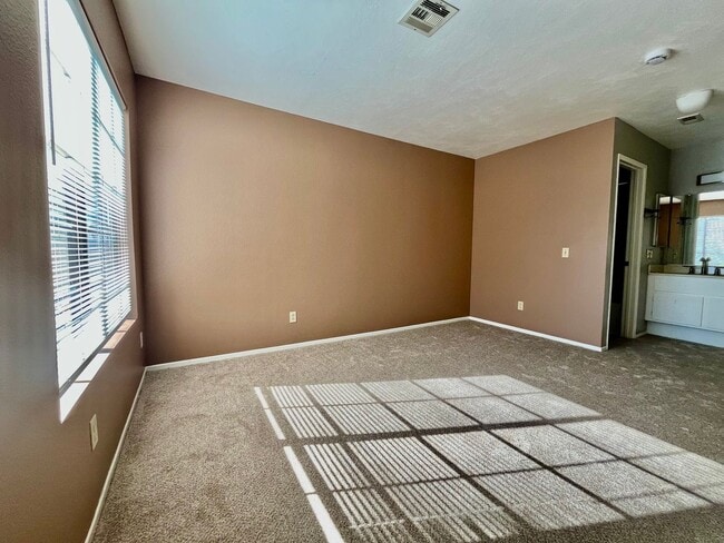 Photo - Beautiful large 1br/1ba condo in Sun Ridge Vista community