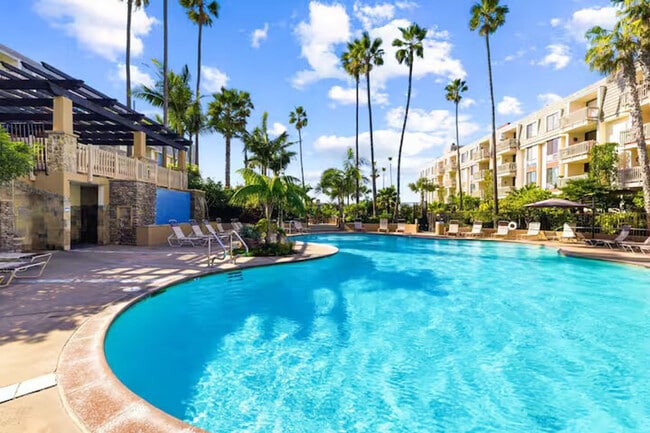 Photo - 999 N Pacific St Unit SI ID1382141P