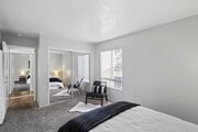 Photo - Villa Marseilles Apartments