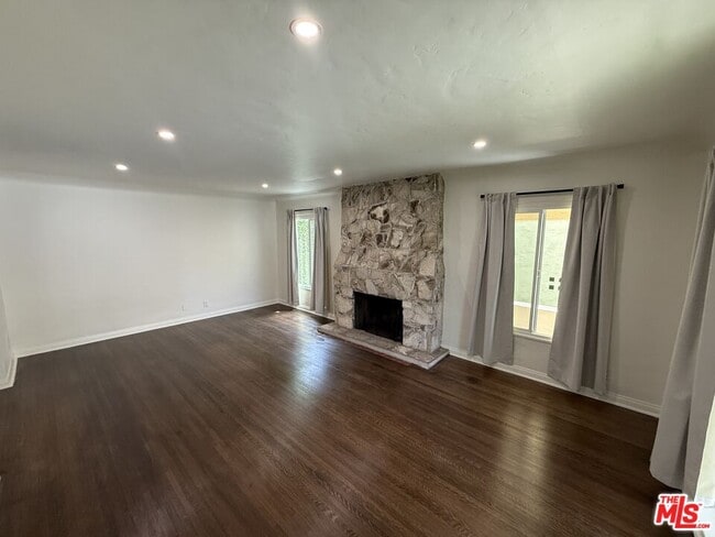 Photo - 1032 S Crescent Heights Blvd