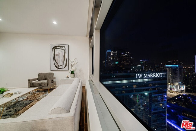 Photo - 900 W Olympic Blvd Unit 27A