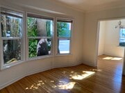 Photo - 416 N Doheny Dr