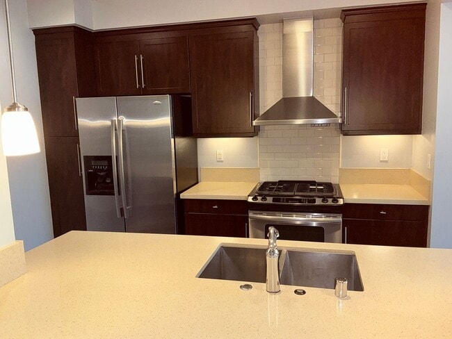 Photo - 3 Bedroom 3 Bath Townhouse Style Condo at Depot Walk in Orange
