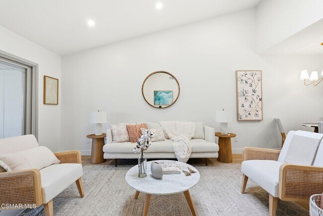 Photo - 5140 Village 5