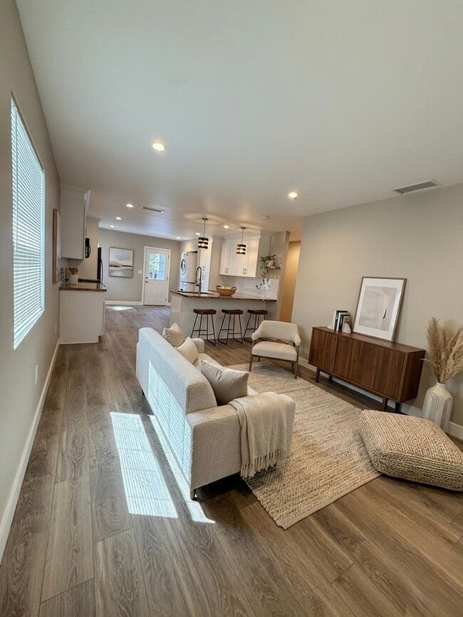 Photo - 874-876 North Orange St Unit #874