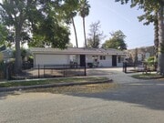 Photo - 823 Worcester Ave