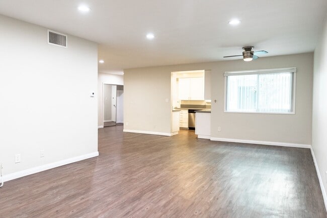 Photo - 1371 S. Beverly Glen Blvd.