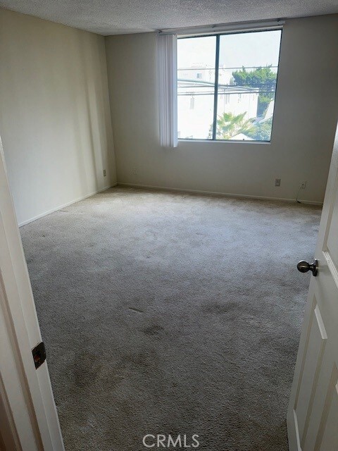 Photo - 1616 S Barrington Ave Unit 204