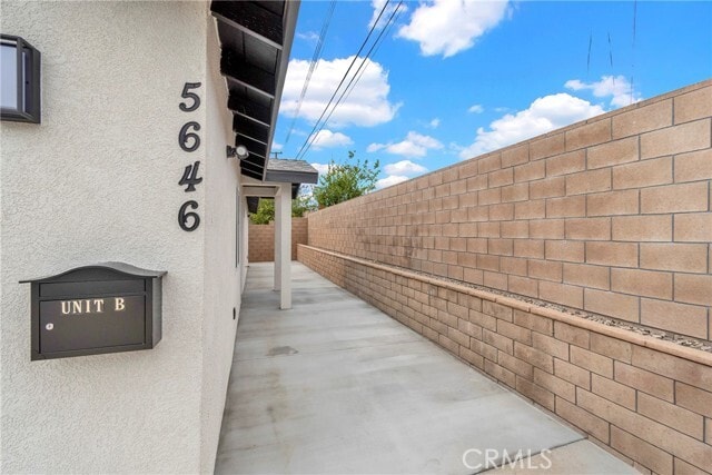 Photo - 5646 Deodar St