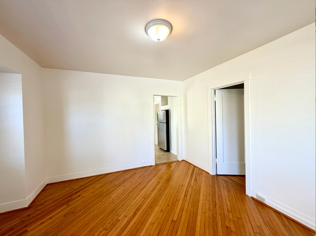 Photo - 1325 Laguna St