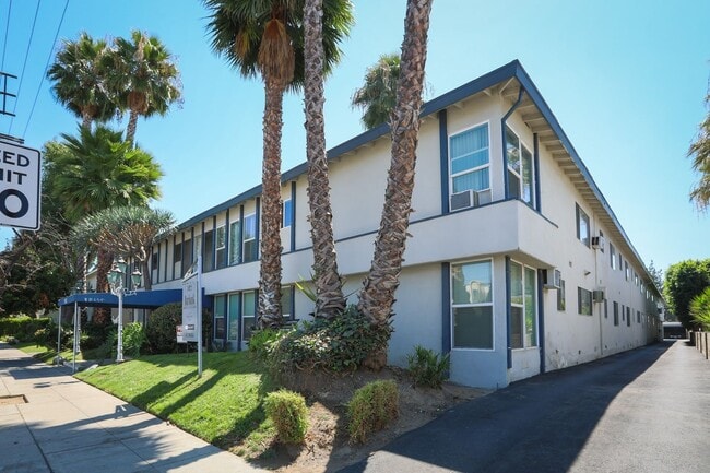 Photo - Great Location! Valley Village / North Hollywood Arts District.