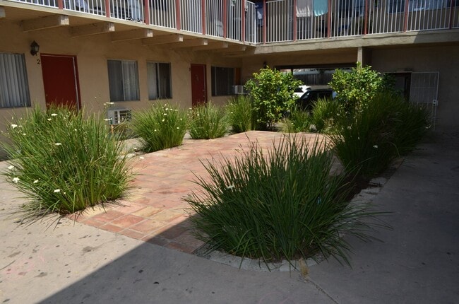 Photo - 13463 Vanowen St Unit 1