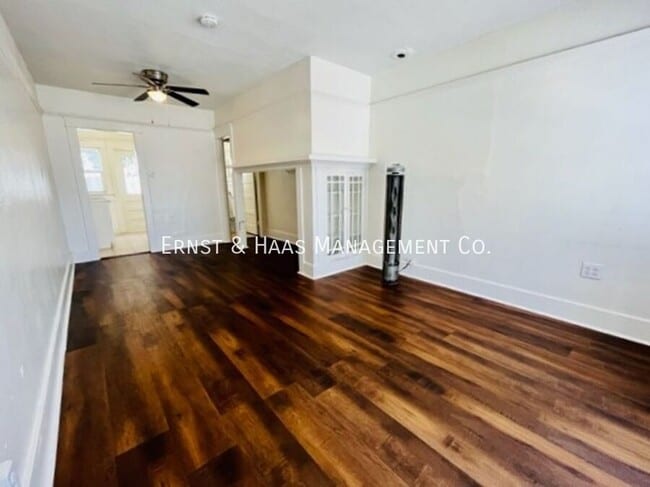 Building Photo - 826 Magnolia Ave Unit #03