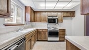 Photo - 636 E Harvard Rd