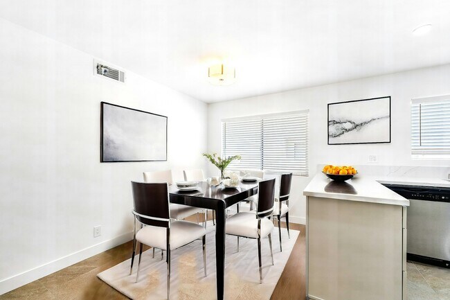 Photo - 12390 Chandler Blvd