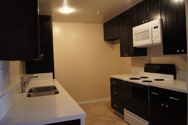 Building Photo - 26052 Serrano Ct Unit 26052 Serrano Rental