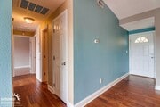 Photo - Stunning 3Bdm 2Ba Home with Sparkling Pool...