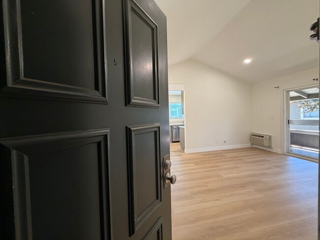 Photo - 170 Streamwood Unit 1-Bedroom