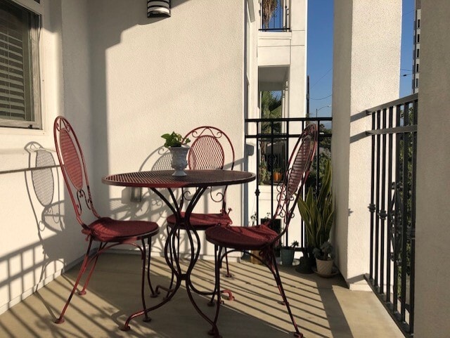 Private balcony! Views! - Parkview Living