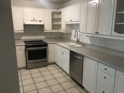 Kitchen - 440 Veteran Ave Condo Unit 407