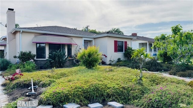 Photo - 621 N Almansor St
