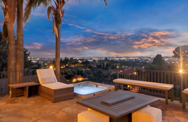 Photo - 2073 Elevado Rd