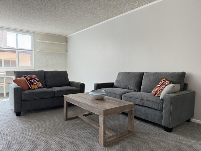 Photo - 540 Kelton Ave Unit 204