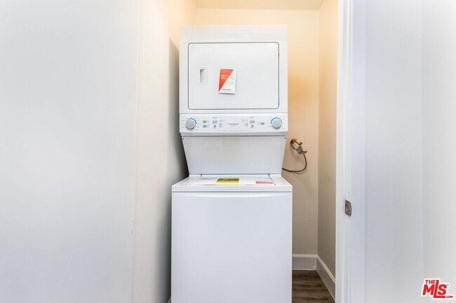 Photo - 1462 S Shenandoah St Unit 2