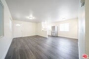 Photo - 10376 Wilmington Ave House