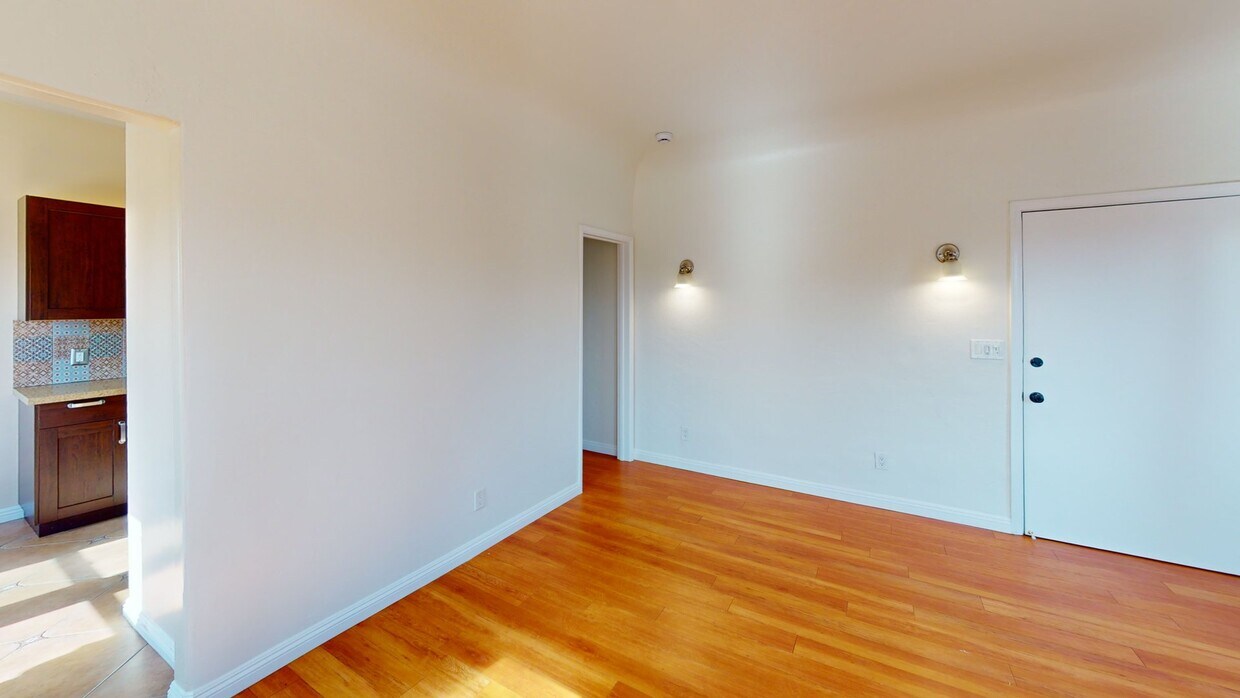 3D Tour - **Charming 1-Bedroom Apartments Unit in Prime Los Ang...