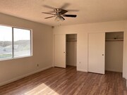 Photo - >>>>> TWO BEDROOM 1.5 BATHS TOWN-HOME STYL...