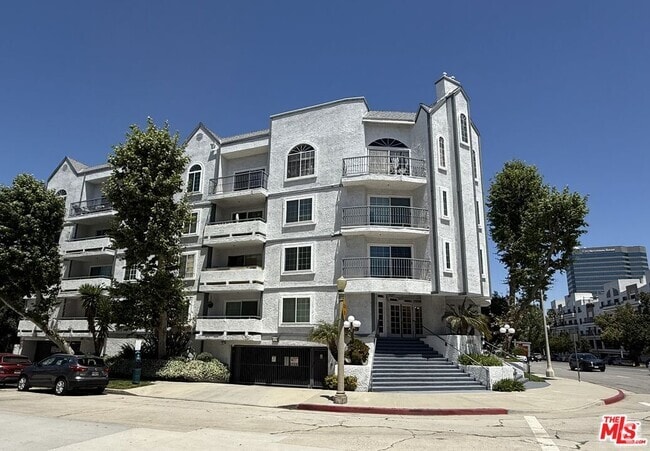 Building Photo - 4401 Sepulveda Blvd Unit 402 Rental