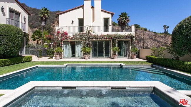 Photo - 1693 Marmont Ave