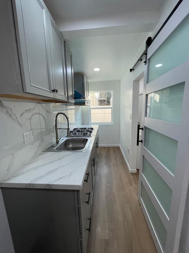 Photo - 4063 Lincoln Ave Unit E