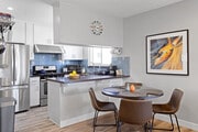 Photo - 617 Loma Dr Unit 617