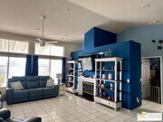 Photo - 9939 Vía Real