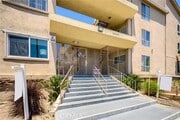 Photo - 10757 Hortense St