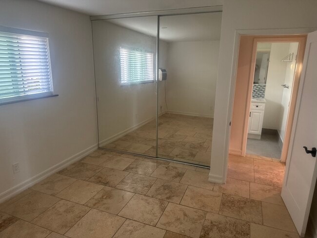 Photo - 729 E Elder St Unit A