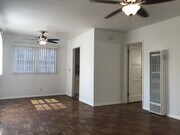 Photo - 2709-2711 Broadway Ave Unit 2709