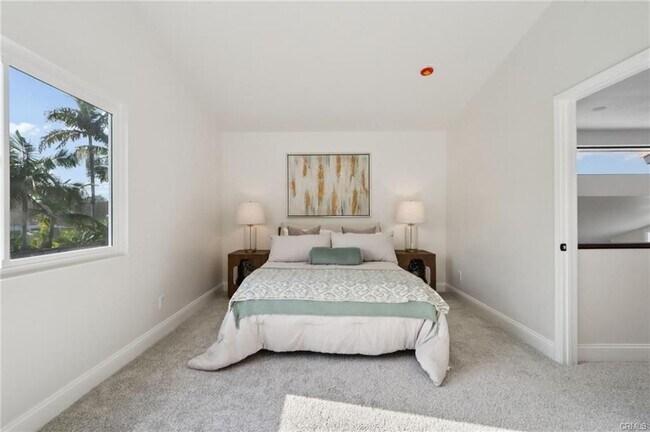 Photo - 27 Newmeadow