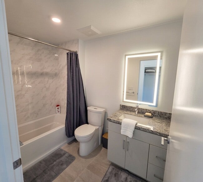 Photo - 18900 Parthenia St Unit 112
