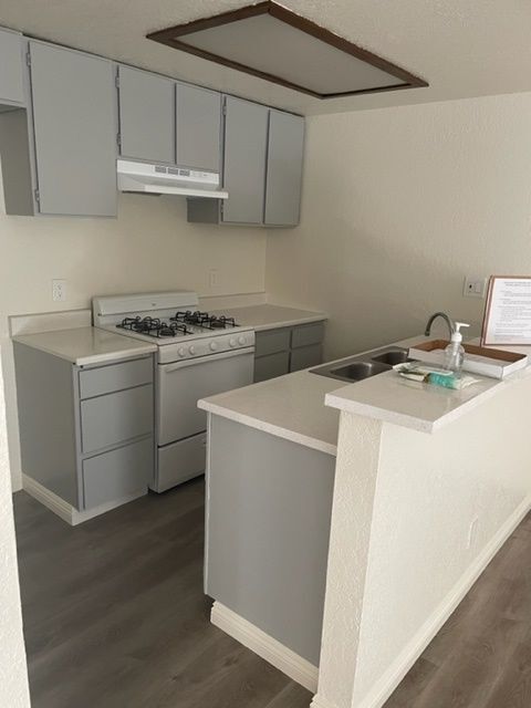 Tujunga Studio Apartments for Rent