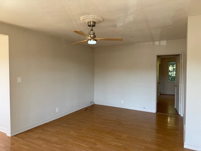 Photo - 1313 Douglas St Unit 1315 Douglas St