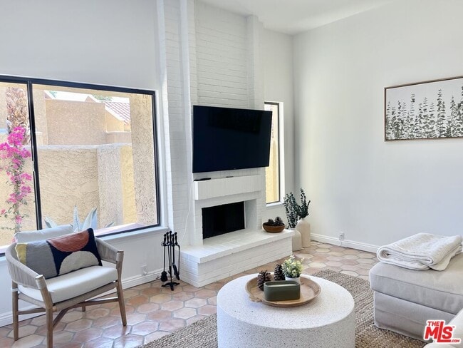 Photo - 73441 Foxtail Ln