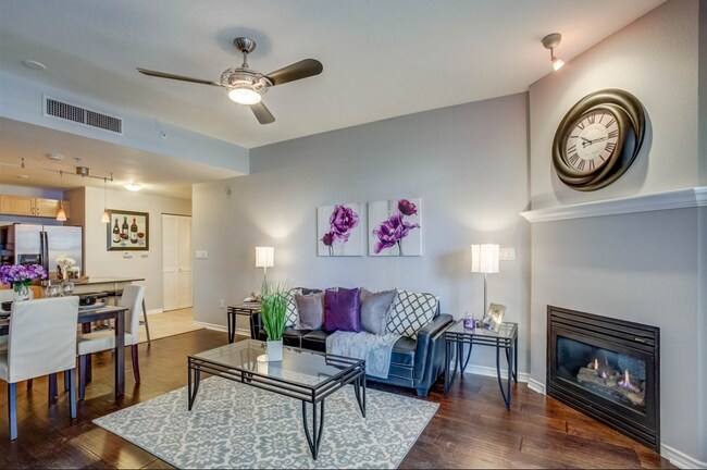 Photo - 1240 India St