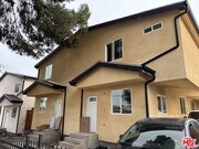 Photo - 1652 Murchison St