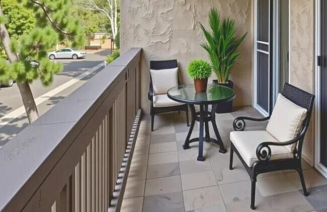 Photo - 1 BEDROOM FASHION VALLEY CONDO-$2750/MO