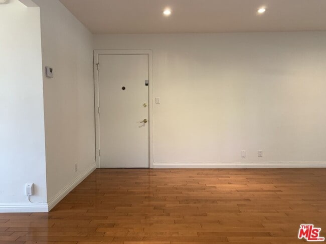 Photo - 1219 N Crescent Heights Blvd Unit C