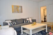 Photo - 721 W 32nd St