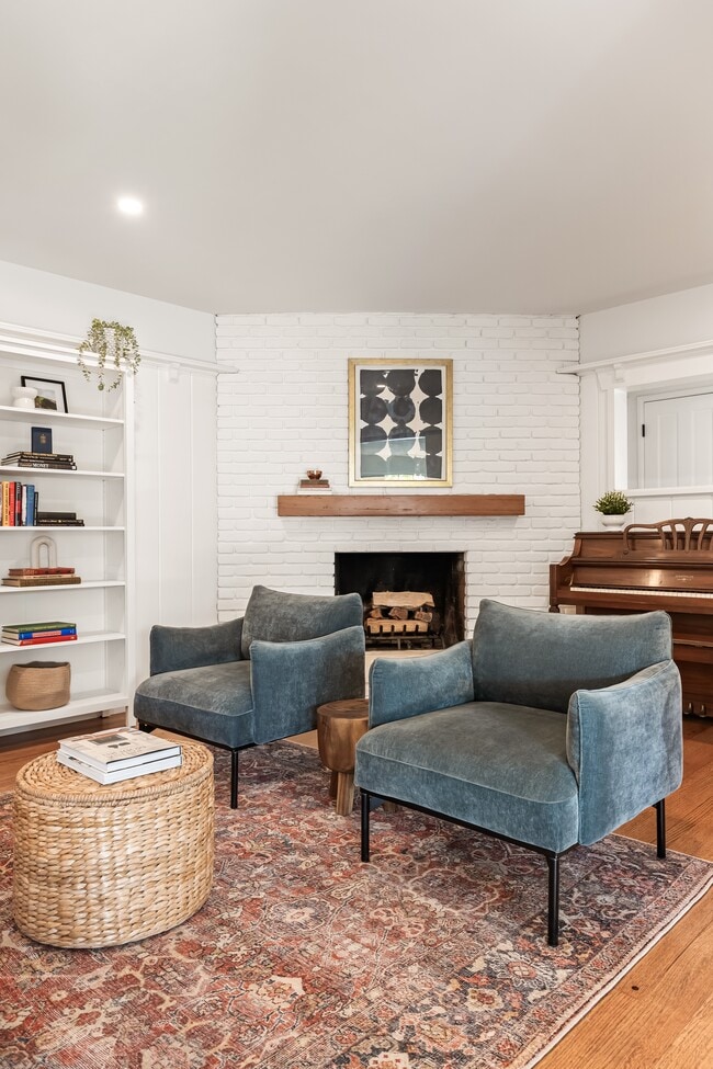 Photo - 2510 Santiago St